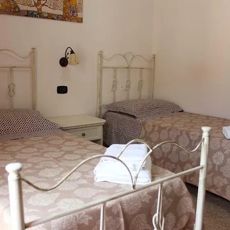 La Rondine Bed & Breakfast Santa Domenica Talao